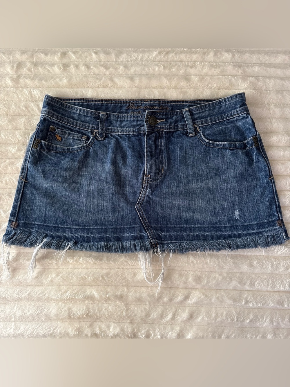 Y2K Abercrombie & Fitch Denim Mini Skirt Size 8 | Low Rise Frayed Hem Jean Skirt